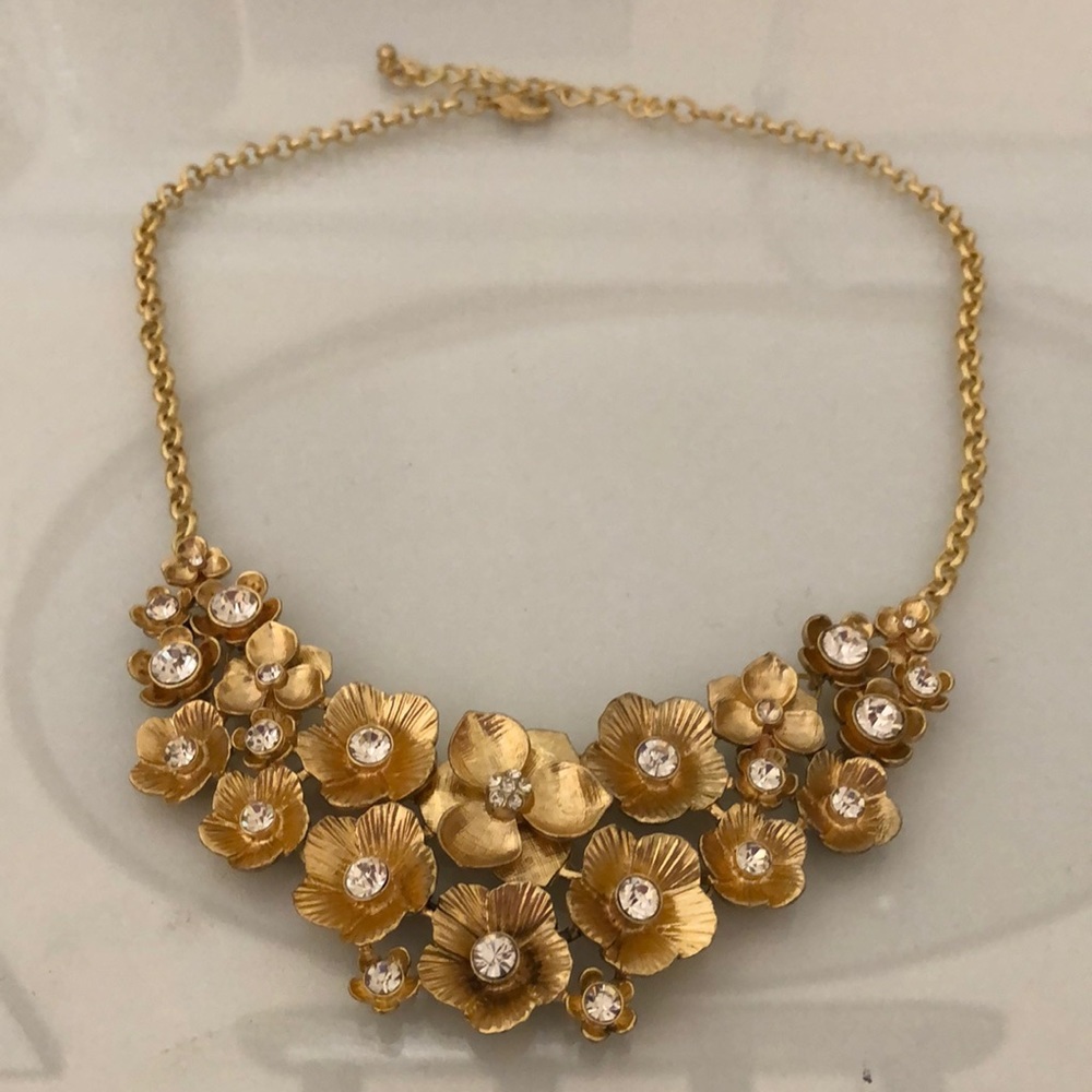 Floral statement necklace